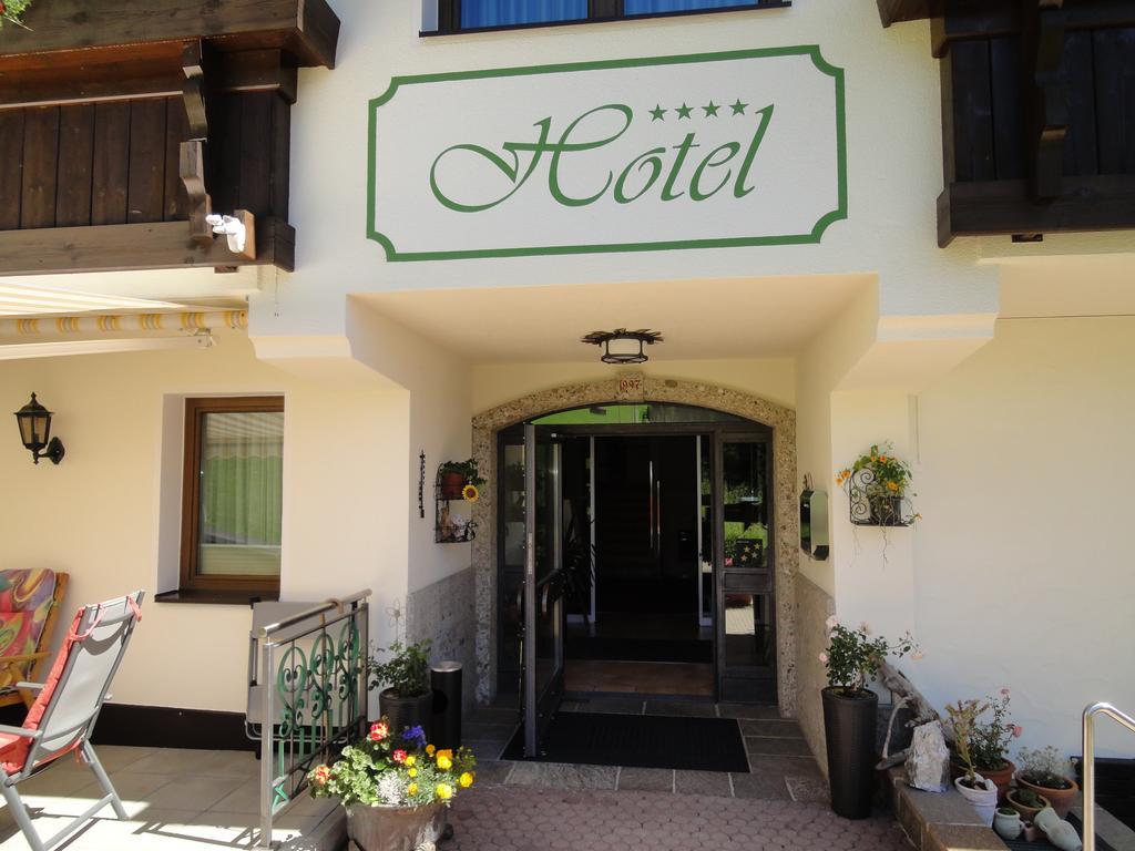 Hotel Sonnenheim Σανκτ Αντόν αμ Άλμπεργκ Εξωτερικό φωτογραφία